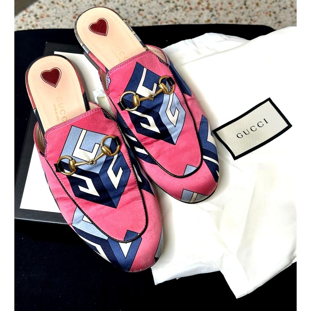 Gucci GG Wallpaper Pink Blue Princetown Satin Loafers size 36 w box & dustbags